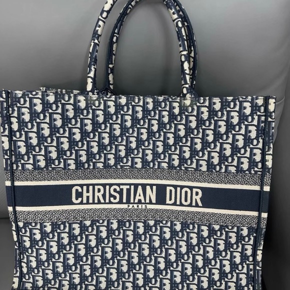 Dior Blue and White Patterned Tote - Picture 6 of 7